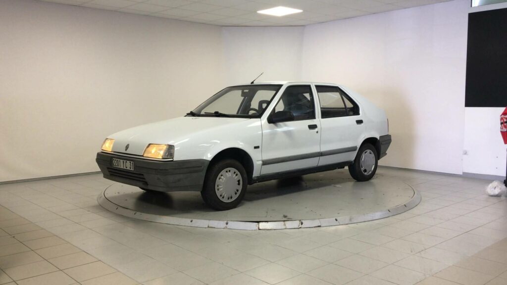 RENAULT R19 1.4 80 GTS