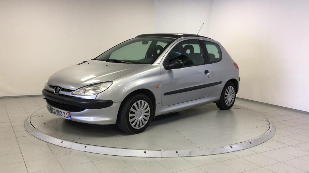 PEUGEOT 206 1.1 XR PRESENCE 3P